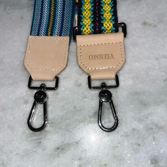 Consuela Blueberry wide woven shoulder strap trimmed in natural leather. - Picture 3 of 6